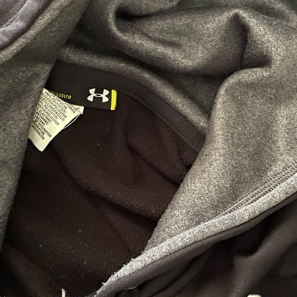 Under Armour Loose Black Women's / Junior Fleece Printed -Logo Hoodie Sz S/P - Picture 10 of 10